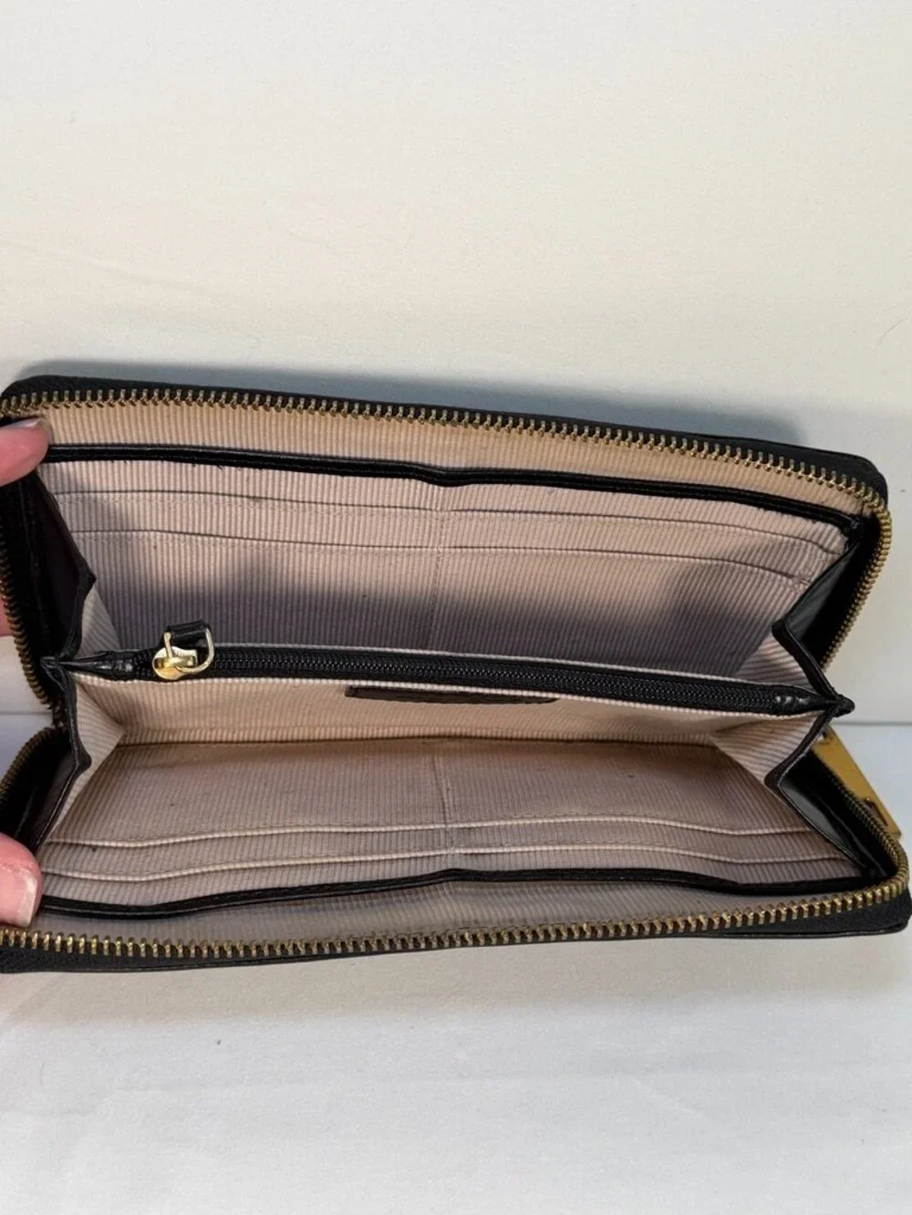 MARGOT NY Black Leather Gabby Zip-Around Large Wallet